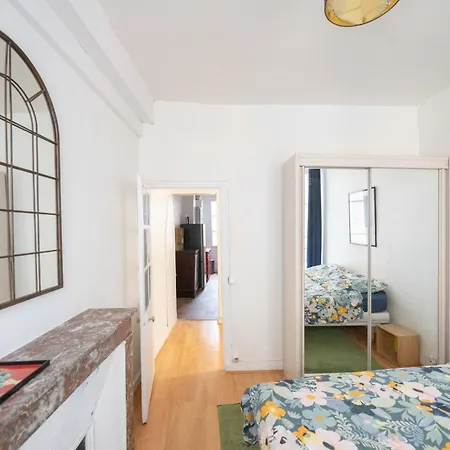 Superbe Notre-dame Paryż